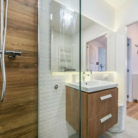 House Manager - Przymorze Prestige * 그단스크